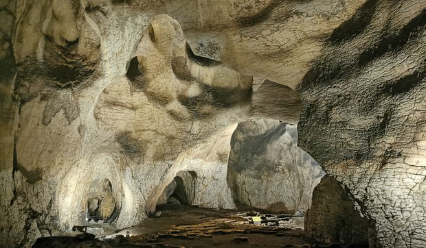 Hadži-Prodanova pećina selo Raščići Ivanjica