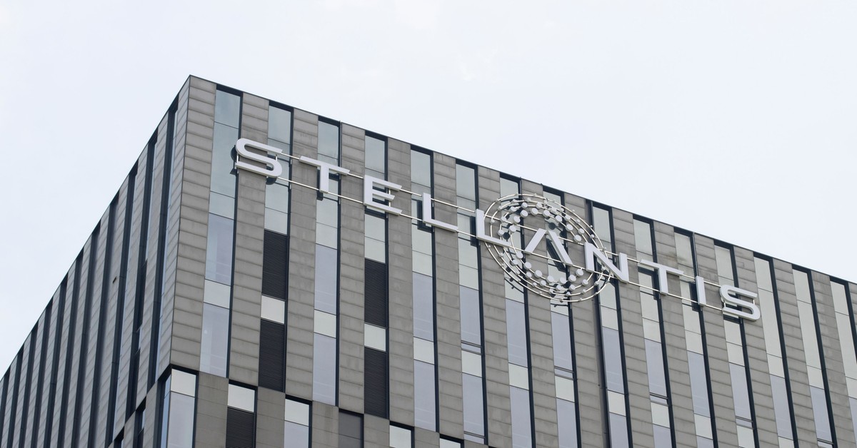 Stellantis wezwał właścicieli prawie 113 tys. aut. Chodzi o groźną usterkę silnika w tych modelach