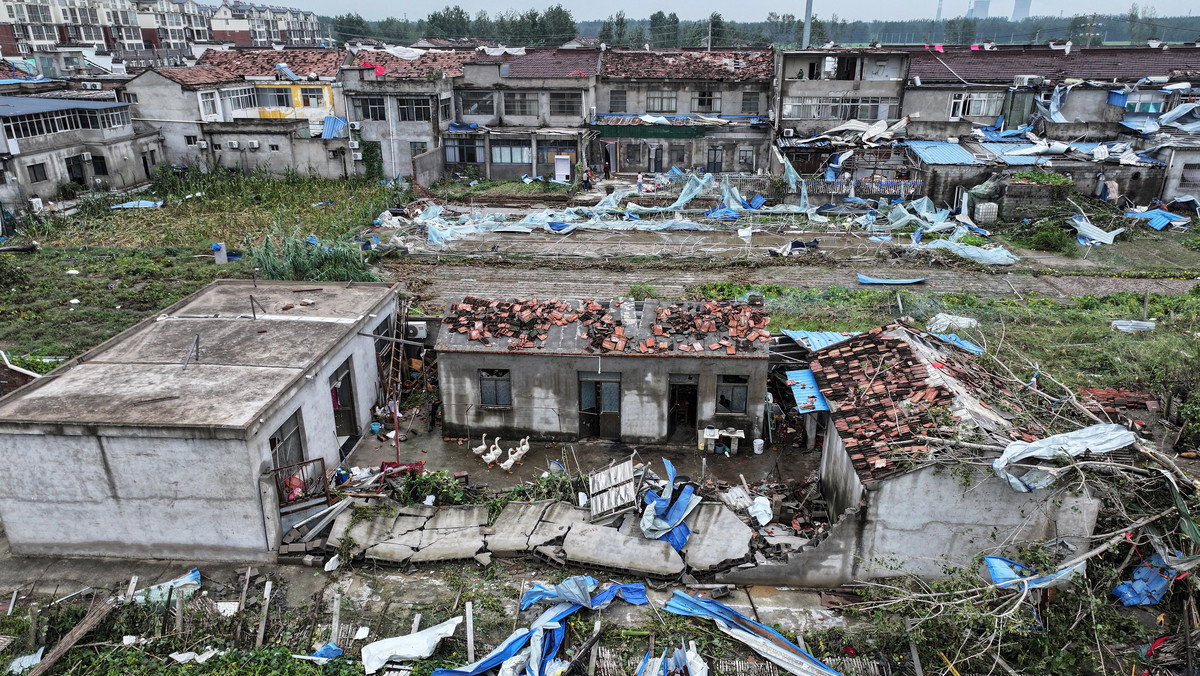 Tragedia w Chinach. Tornada uderzyły w prowincje, zginęło 10 osób