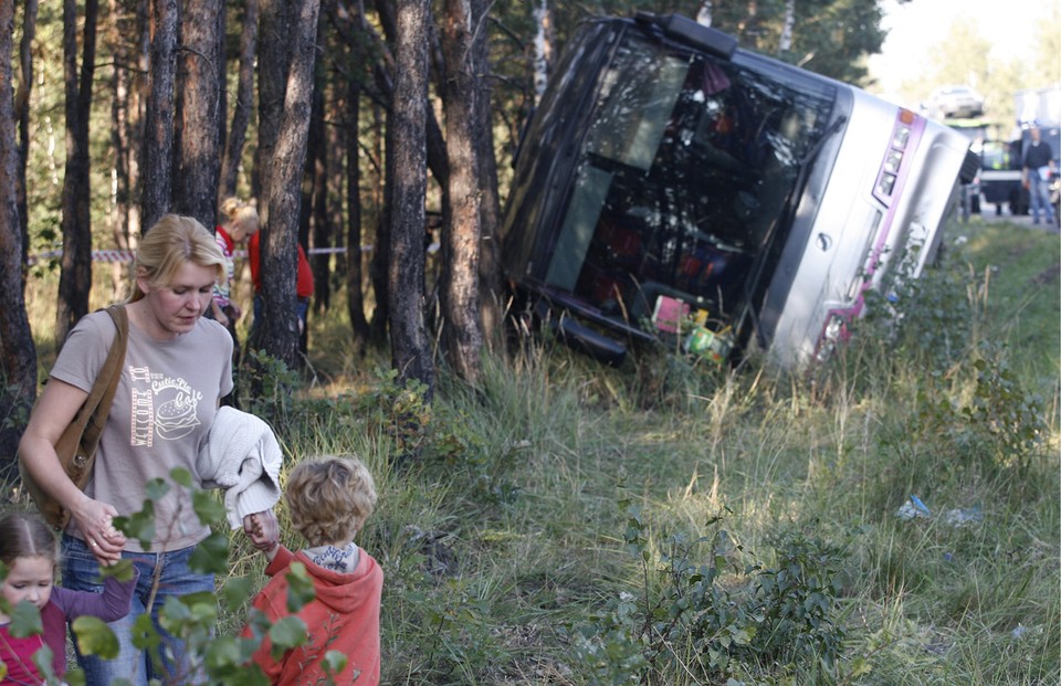 WYPADEK AUTOBUSU NA TRASIE S1