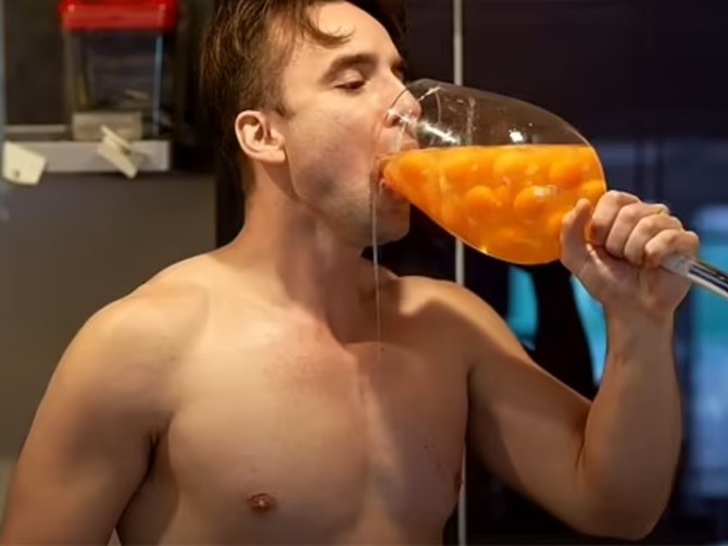 Džozef je jeo 30 jaja dnevno