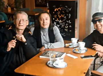 UMRO ČUVENI JUGOSLOVENSKI MUZIČAR NAKON TEŠKE BOLESTI, REGION U SUZAMA: "Teško je prihvatiti"