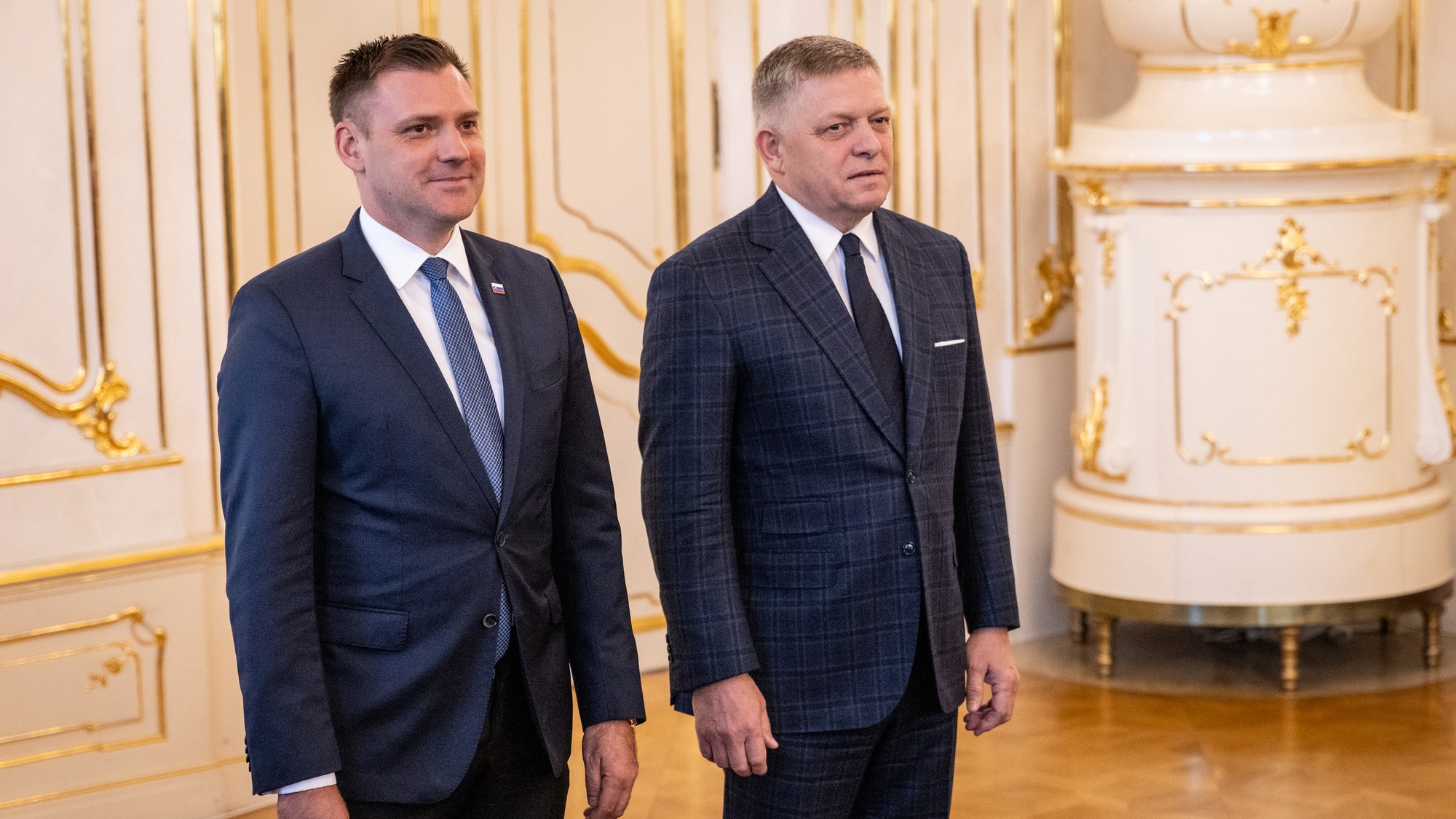 Prezident oficiálne odvolal Tomáša Tarabu. Jeho ministerstvo bude zatiaľ spravovať Robert Fico