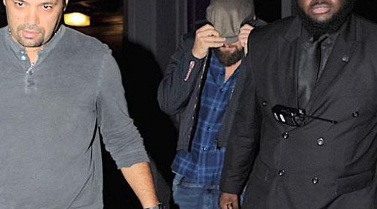 Így rejtőzködött a paparazzik elől a Rihannával bulizó DiCaprio!