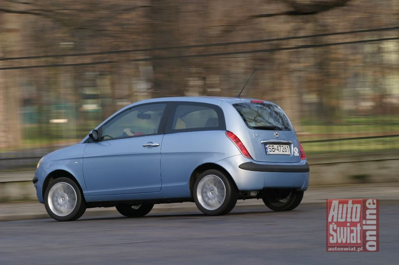 Lancia Ypsilon