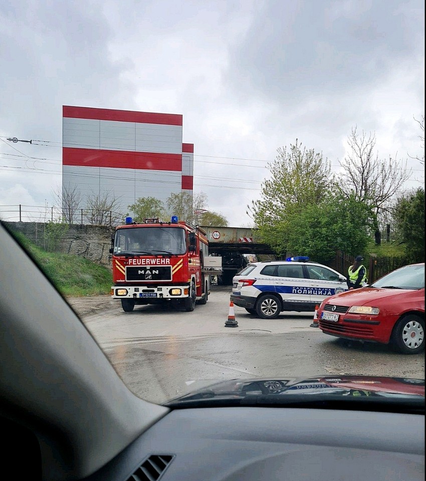 Kamiondžiju iz Rusije spasili vatrogasci