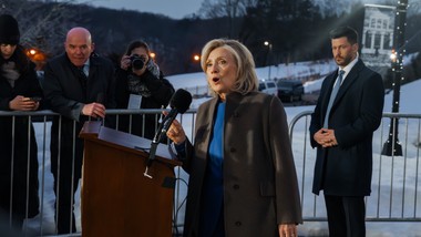 hillary clinton przesłuchana ws. jeffreya epsteina. zeznawała pod przy