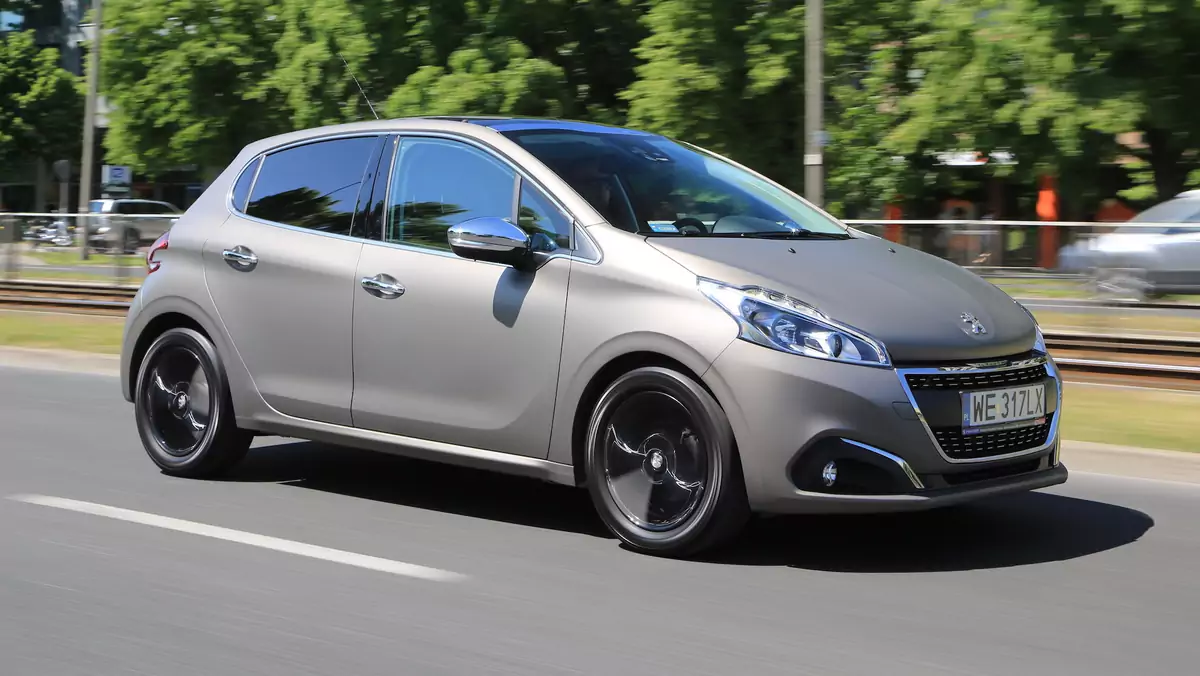 Peugeot 208