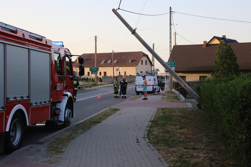 Pijany 20-latek spowodował wypadek. Dwie osoby trafiły do szpitala