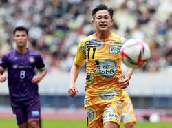 Najstarszy piłkarz na świecie nie zamierza kończyć kariery