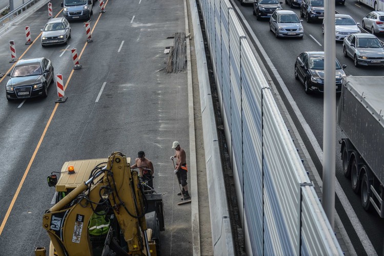 Po remoncie most Grota-Roweckiego w Warszawie będzie najszerszą przeprawą w Polsce. <br><br>
fot. (zuz) PAP/Jakub Kamiński