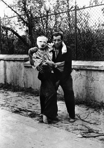 Powstanie Warszawskie na archiwalnej fotografii