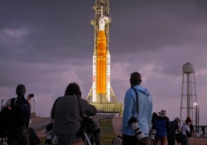 Misija "Artemis 2", Kenedi centar