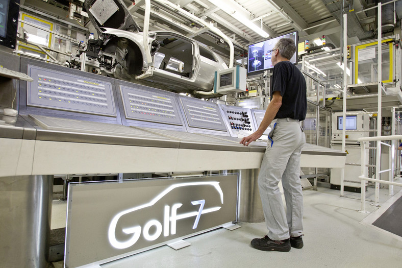 Volkswagen zwiększa produkcję Golfa