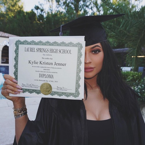 3. Kylie Jenner – 2,3 miliona polubień