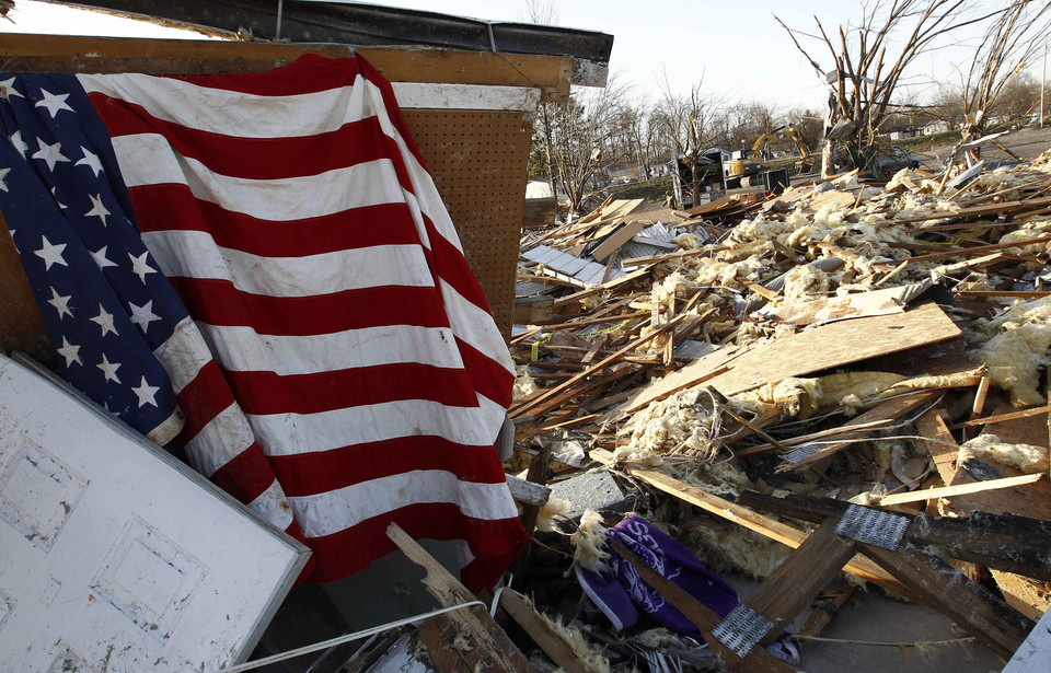 Niszczycielskie tornada w USA