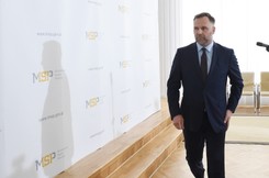 Nie ma Jackiewicza, syndrom Misiewicza pozostał. PiS na pierwszym poważnym wirażu