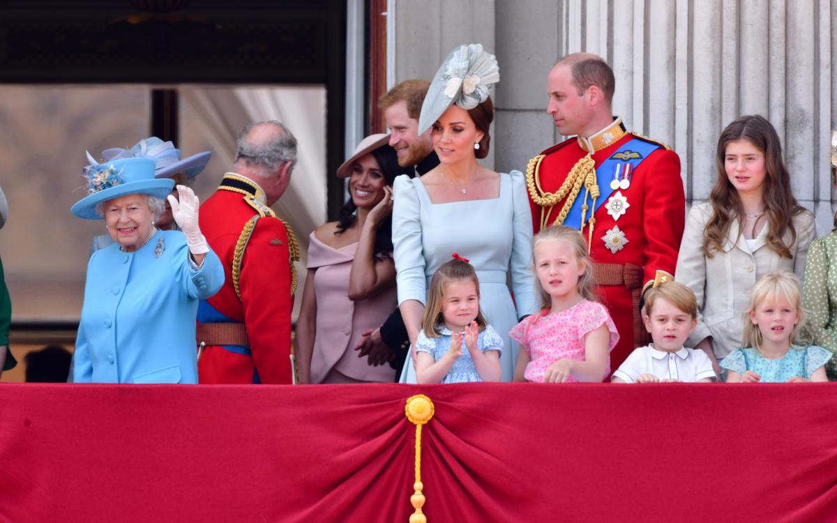 Erzsébet királynő 12 dédunokával büszkélkedhetett - Gyönyörű jelentése van a nevüknek