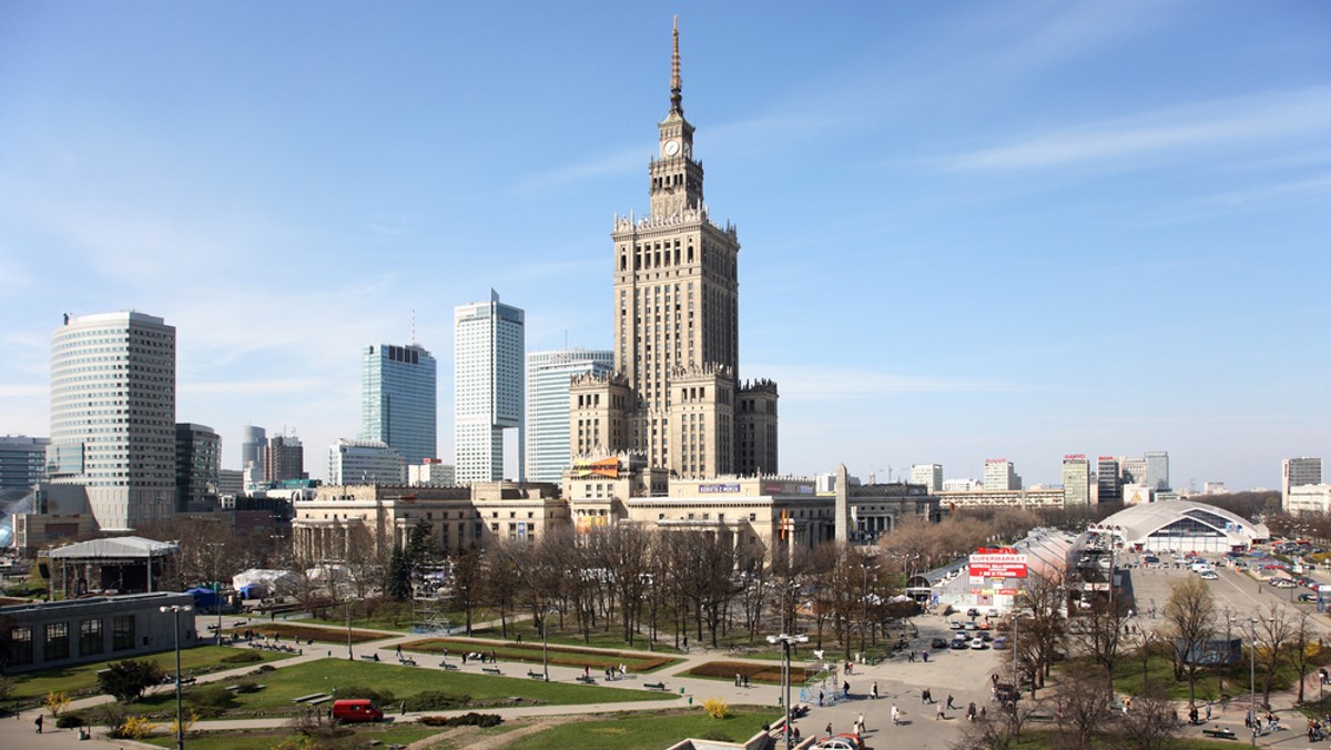 Najpierw porwali, potem żądali okupu za uwolnienie uprowadzonej kobiety. Zawiadomieni funkcjonariusze przygotowali zasadzkę. Gdy doszło do konfrontacji, nieoczekiwanie porywacze... próbowali uprowadzić policjantkę.