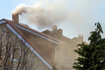 Większe pieniądze na dopłaty do wymiany pieców i fotowoltaikę. Wzrost praw do CO2 dodał 2 mld zł