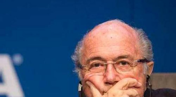 Blatter fél az FBI-tól, nem utazik a vébédöntőre