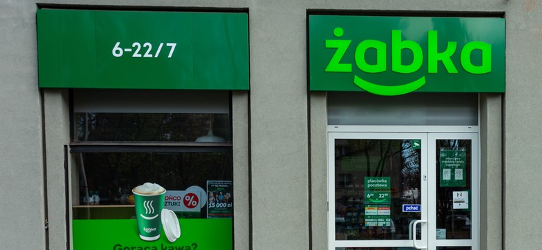 Sklepy w majówkę. Czy są otwarte?