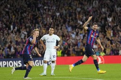 Liga Mistrzów: Dwa gole Lewandowskiego i remis "Barcy" z Interem [WIDEO]