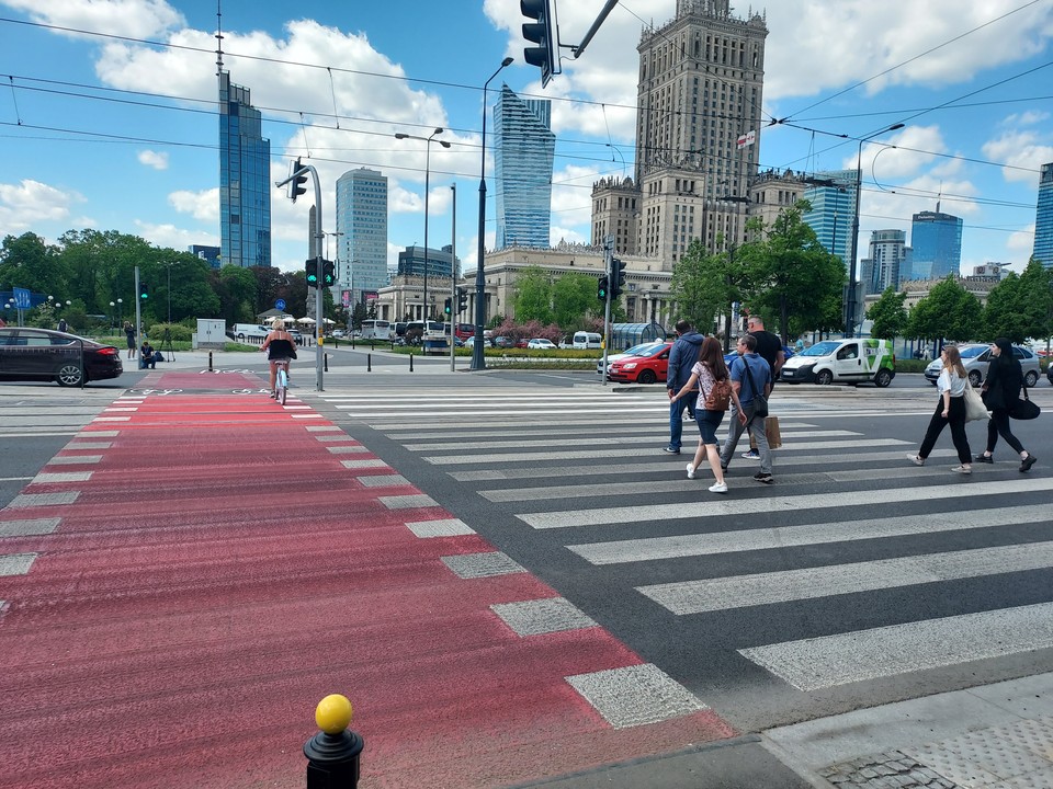 Nowe przejścia dla pieszych w centrum Warszawy już otwarte