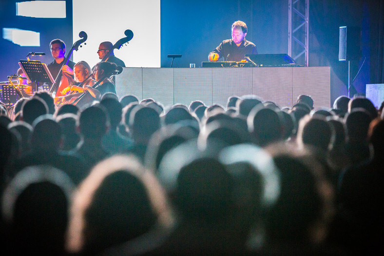 Squarepusher fet. Sinfonietta Cracovia (fot. Wojciech Wandzel/www.wandzelphoto.com)