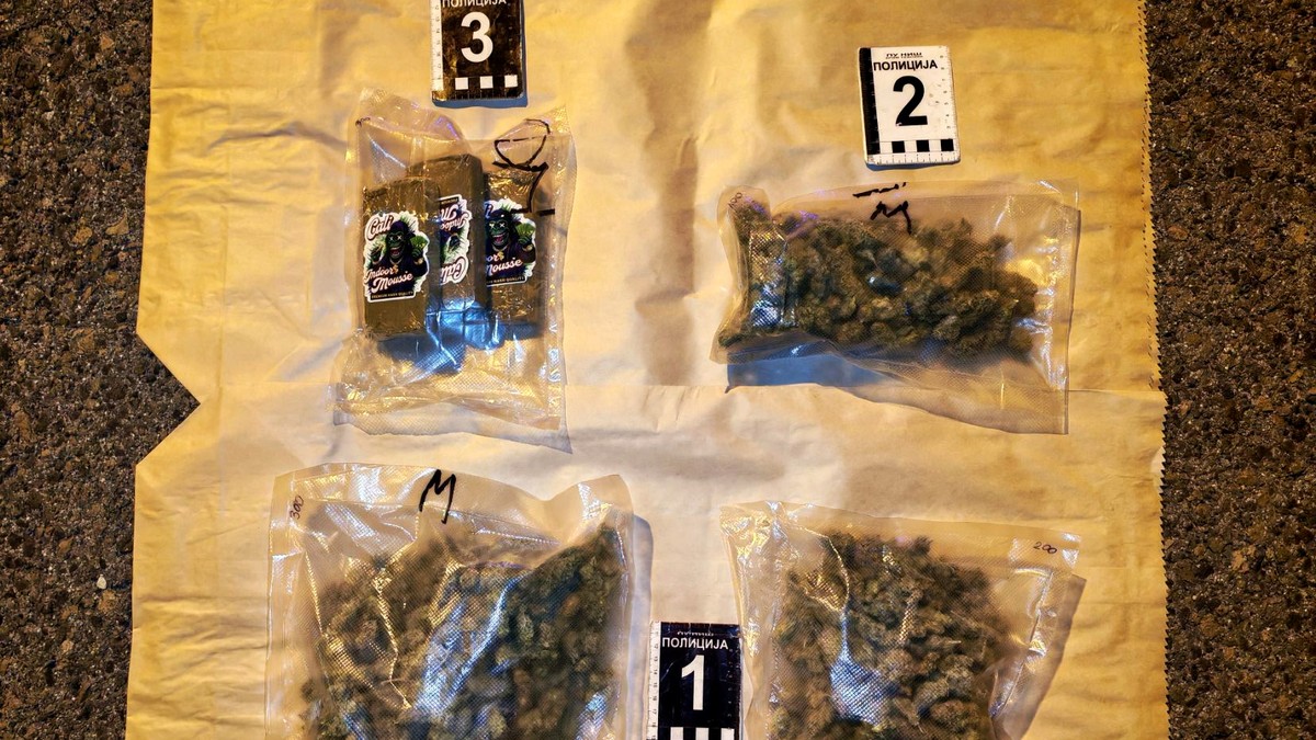 Droga zaplenjena na auto-putu