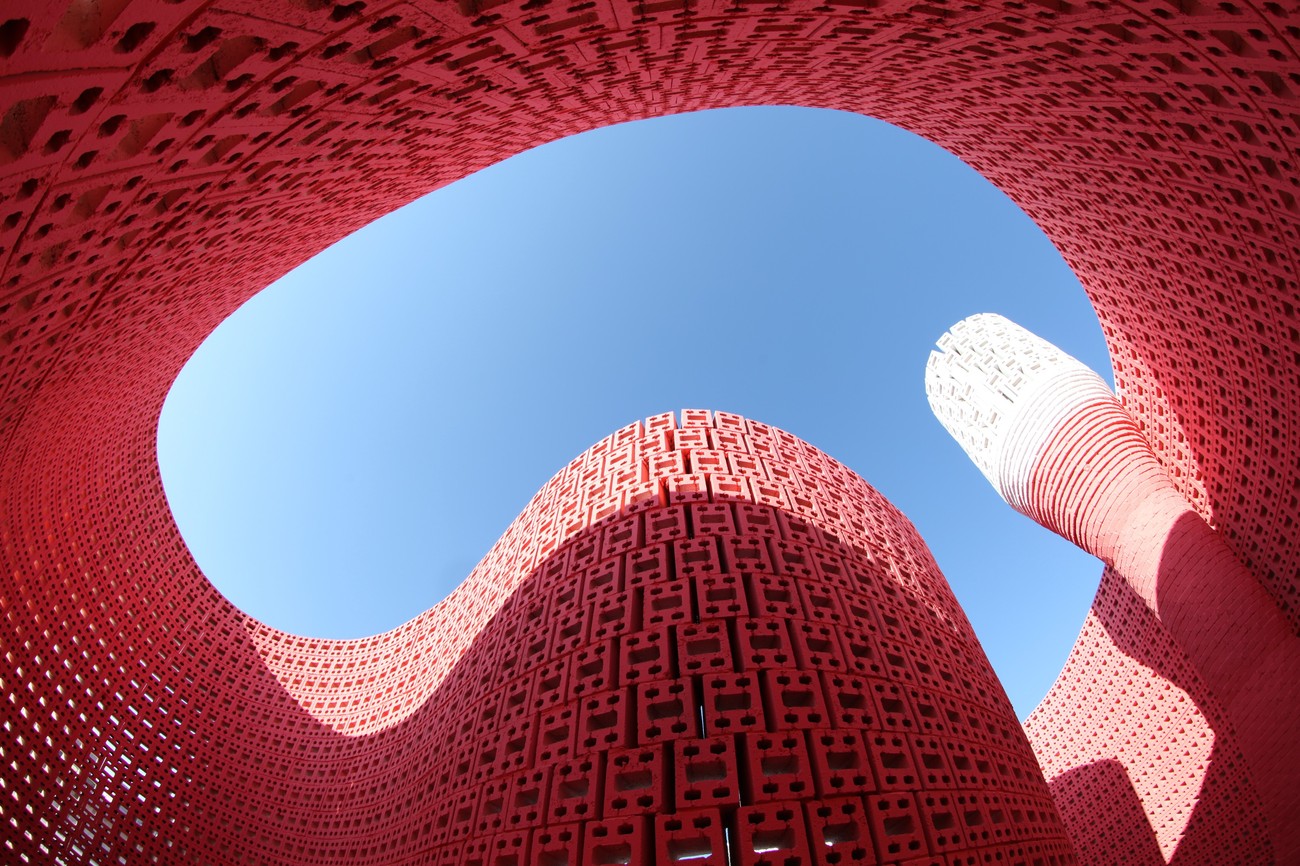 Source of Life u Kini: Šta simbolizuje ova neobična građevina?