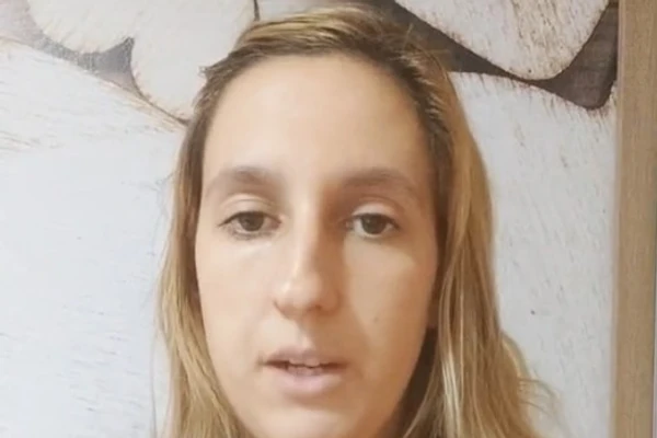 "Da sam ovo znala ne bih IMALA RAK!" Adrijana je ignorisala simptome, a jedan je bio NAJČUDNIJI OD SVIH 