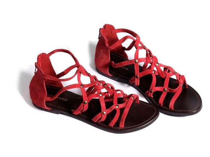 Kolorowe sandały z kolekcji Reserved wiosna-lato 2011