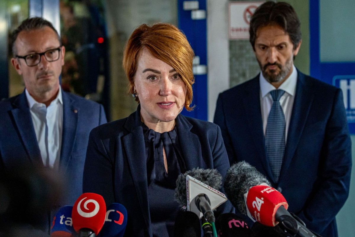 Slovakia's PM Fico remains in hospital after being shot in Handlova