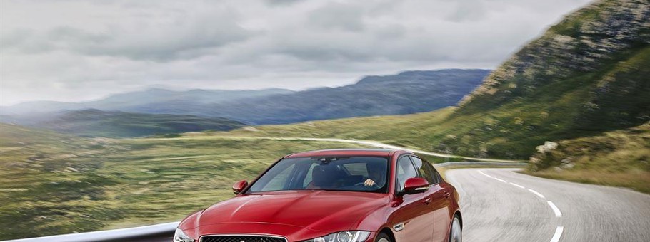 Jaguar XE S