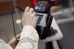 NBP: Wartość transakcji kartami rośnie