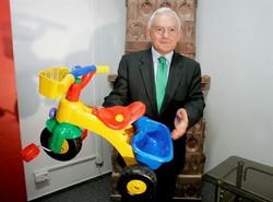 Miller dał Olejniczakowi dziecięcy rowerek