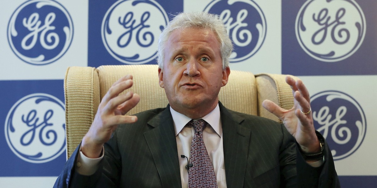 General Electric Co Chairman Jeff Immelt gestures as he answers a question during a news conference in New Delhi, India, September 21, 2015.