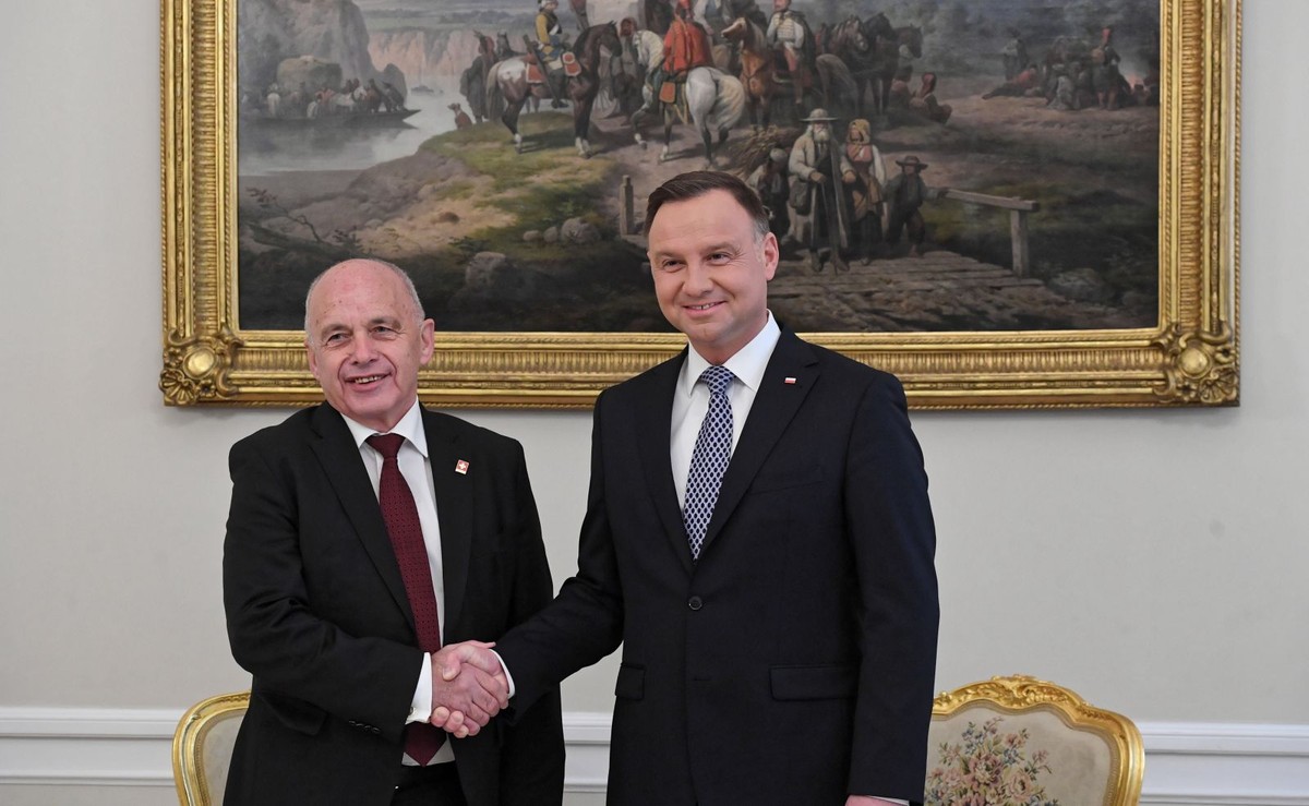 Prezydent RP Andrzej Duda i prezydent Szwajcarii Ueli Maurer podczas spotkania, 14 bm. w Pałacu Prezydenckim w Warszawie