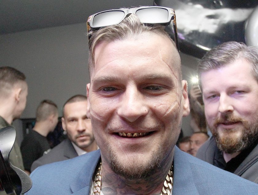 Popek wraca do MMA. Popularny raper podpisał kontrakt z KSW