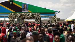Tragédia Tanzánia elhunyt elnökének temetésén: 45 embert tapostak halálra a tömegben