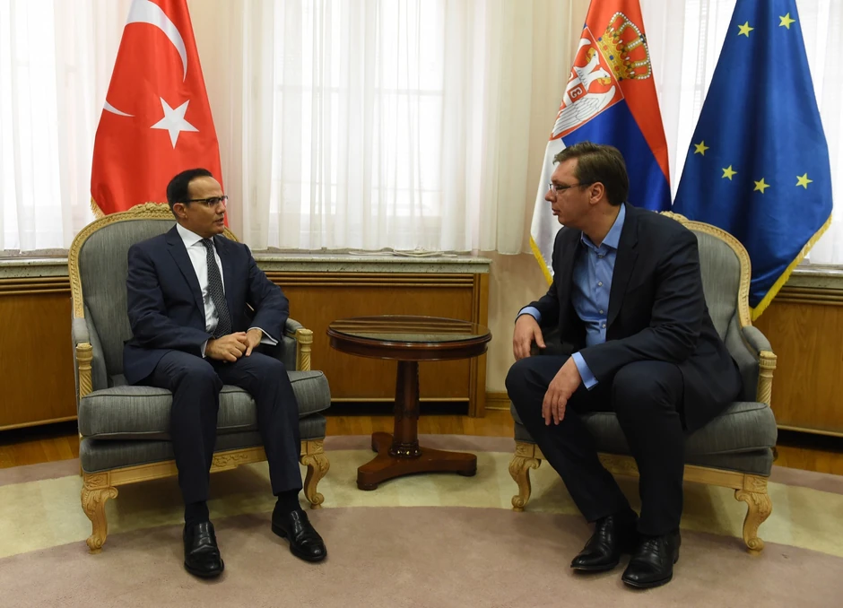 Mandatar Aleksandar Vučić i ambasador Turske u Srbiji Mehmet Bozaj