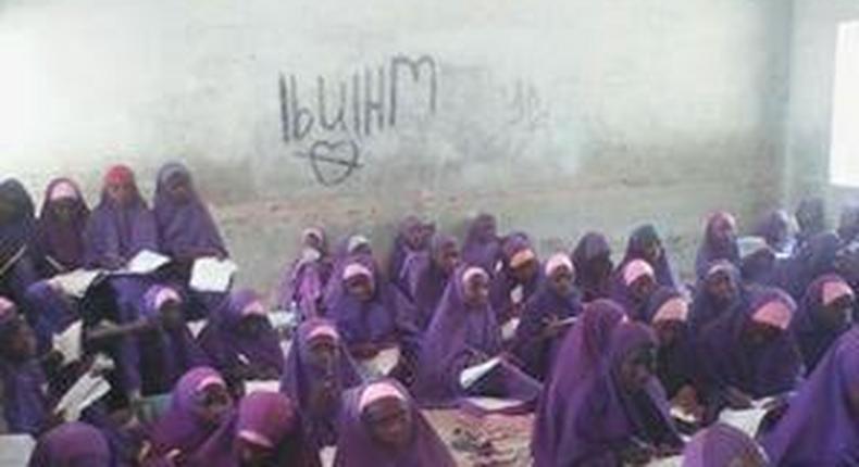 Photo of students taking classes on the floor in Jigawa goes viral 