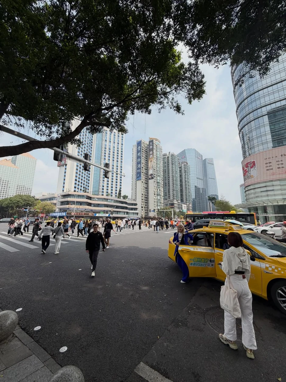 Luna Đogani i Marko Miljković podelili slike iz Kine