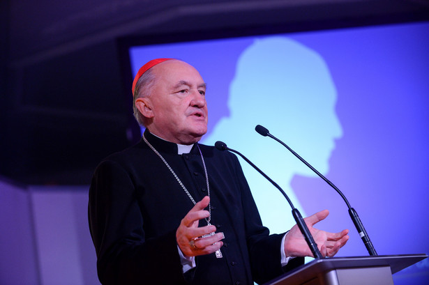 Kardynał Nycz: Duchowni nie powinni wskazywać, na kogo głosować