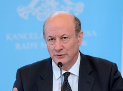 Rostowski odpowiada na zarzuty "Faktu". Jak broni się były wicepremier?