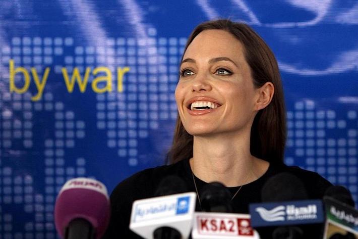 5. Angelina Jolie - 18 mln dolarów