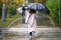 Słońce, deszcz i burze. Nadciąga typowo jesienna pogoda [PROGNOZA IMGW]