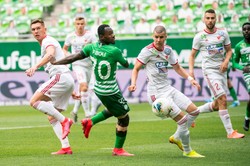 Na Węgrzech piłkarze szybciej wrócili do gry niż w Polsce