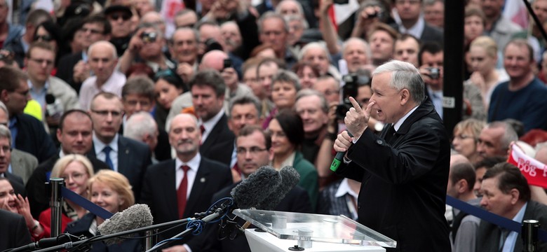 Flesz: Jan Suzin nie żyje; wielki marsz w stolicy